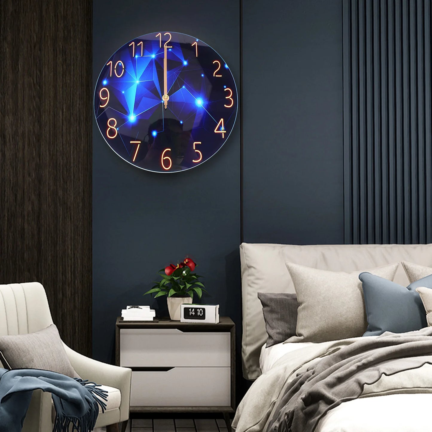 Hign-Concerned Modern Wall Clock Sleek Elegant Design