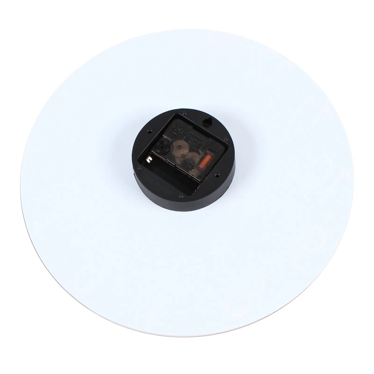 Hign-Concerned Modern Wall Clock Sleek Elegant Design