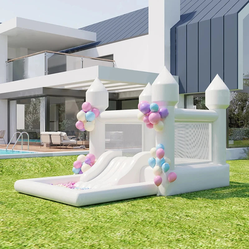 Inflatable Bouncy Castle For Kids With Water Slide