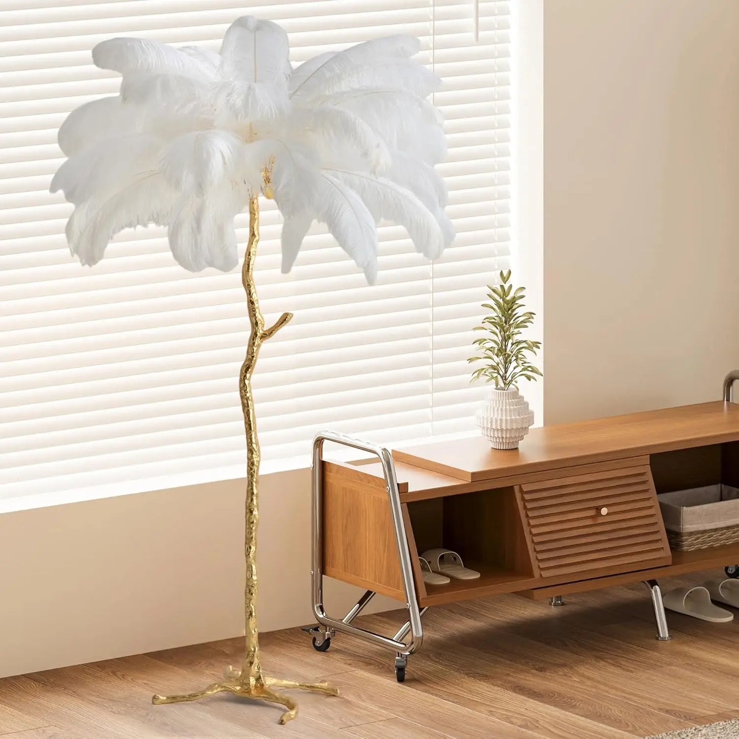 Luxury Resin Ostrich Feather Floor Lamp