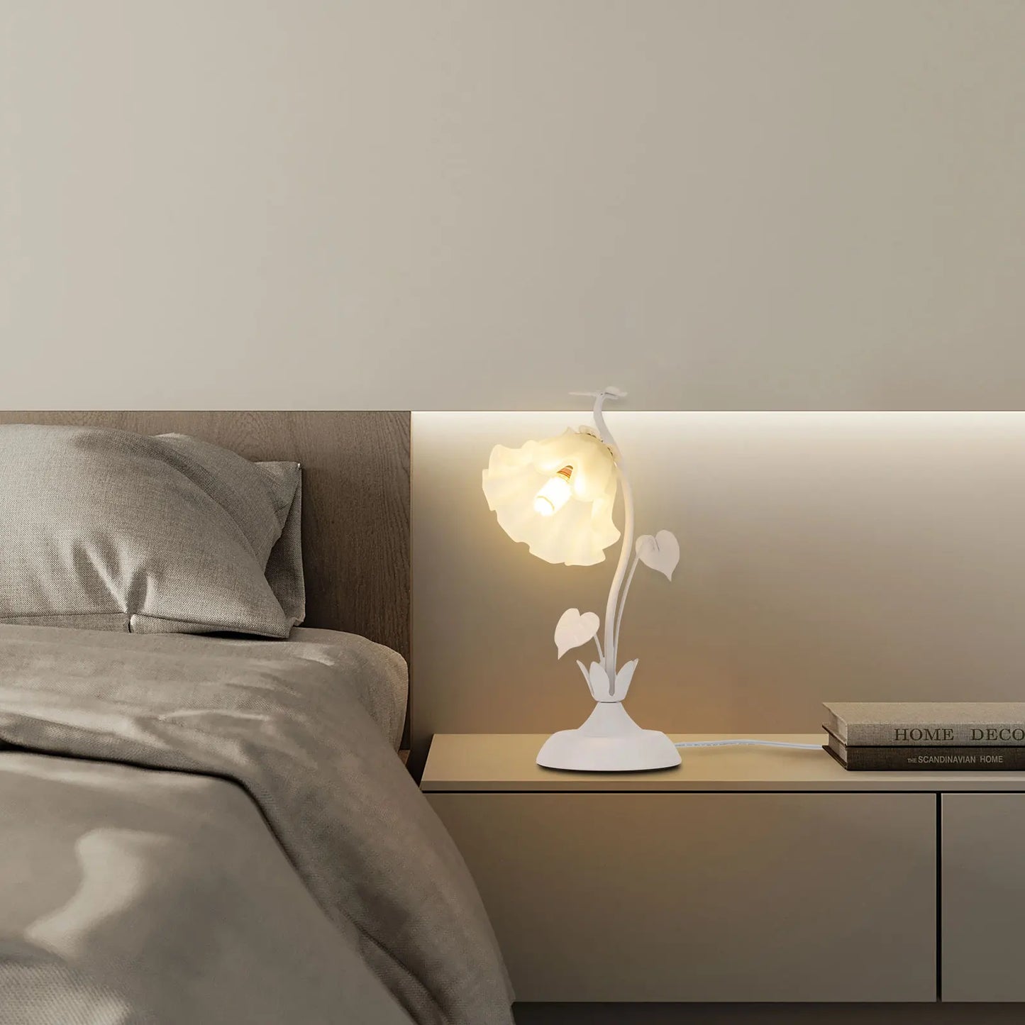 40W Retro Flower Desk Lamp E26 LED Illumination Light