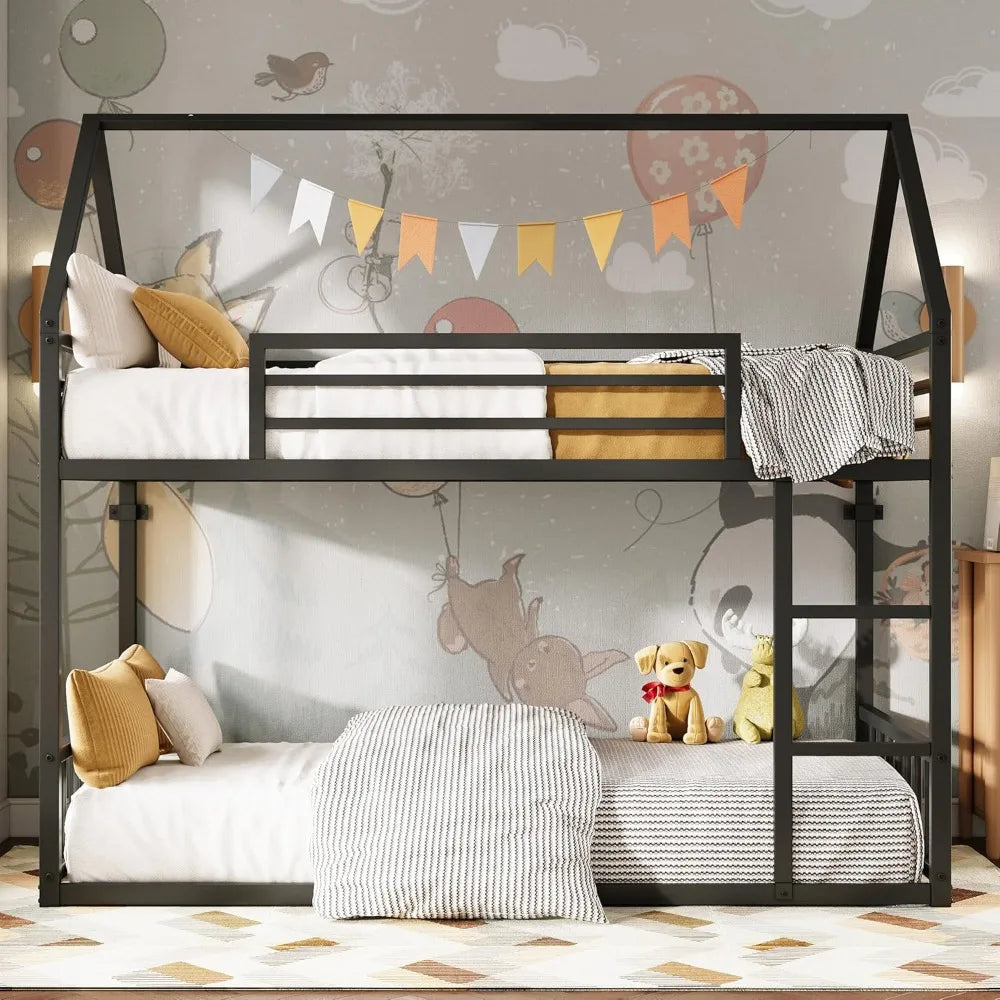 House Shape Metal Bunk Bed With Ladder And Guardrail