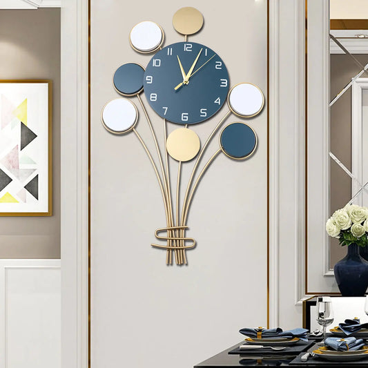 Hign-concerned Balloon Metal Wall Clock Living Room Decor