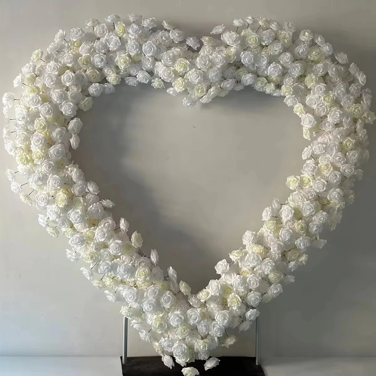 2X2M Heart Wedding Arch With 5D Simulation Roses